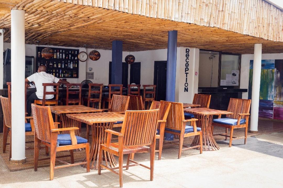 Hôtel Seaside Lomé Exterior foto